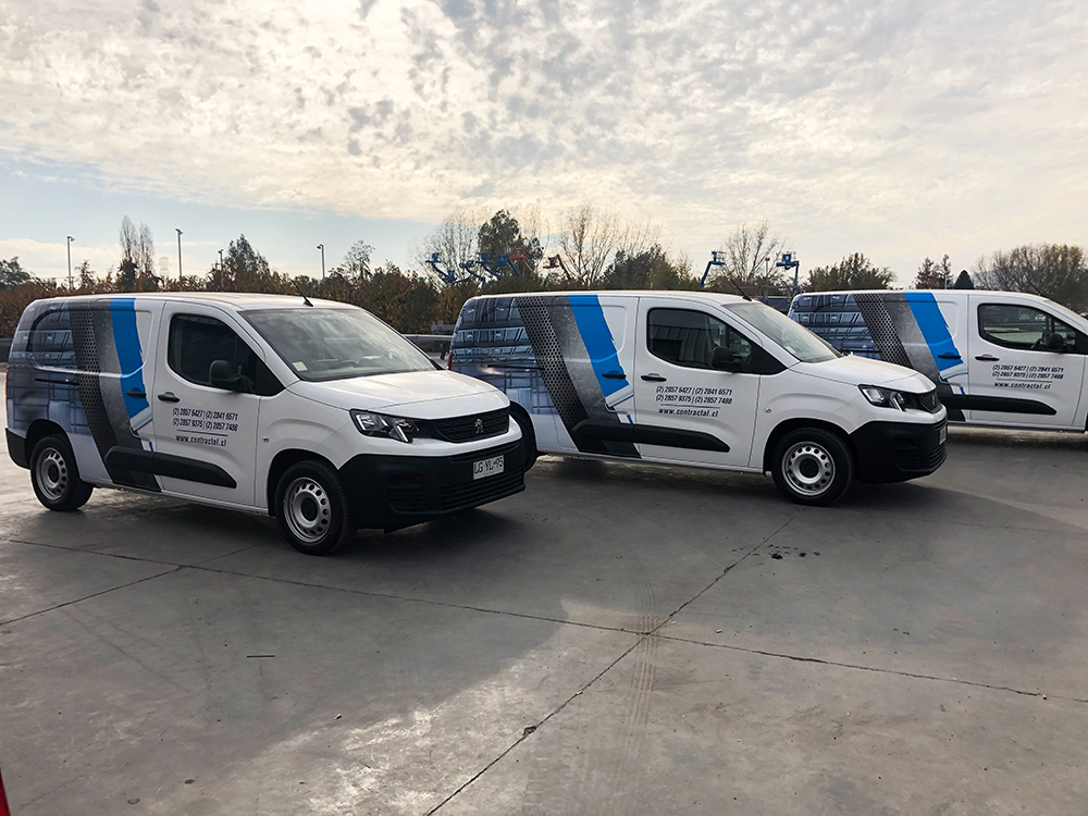 Branding vehicular